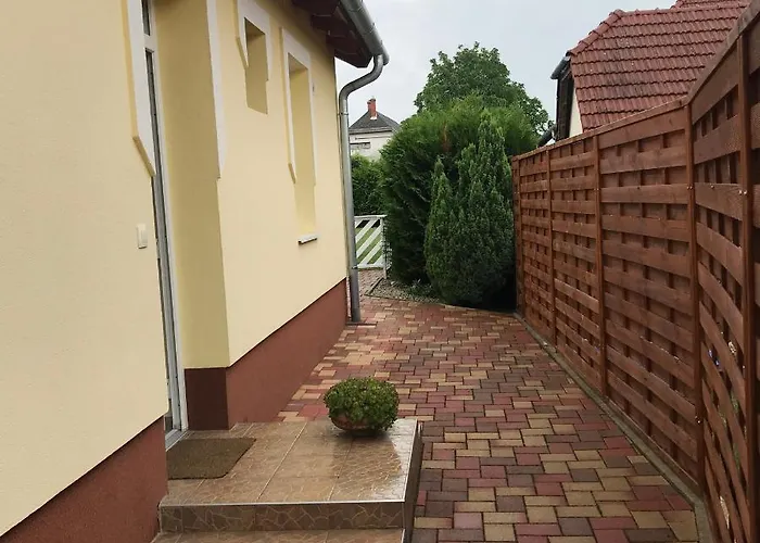 Дом отдыха Mona