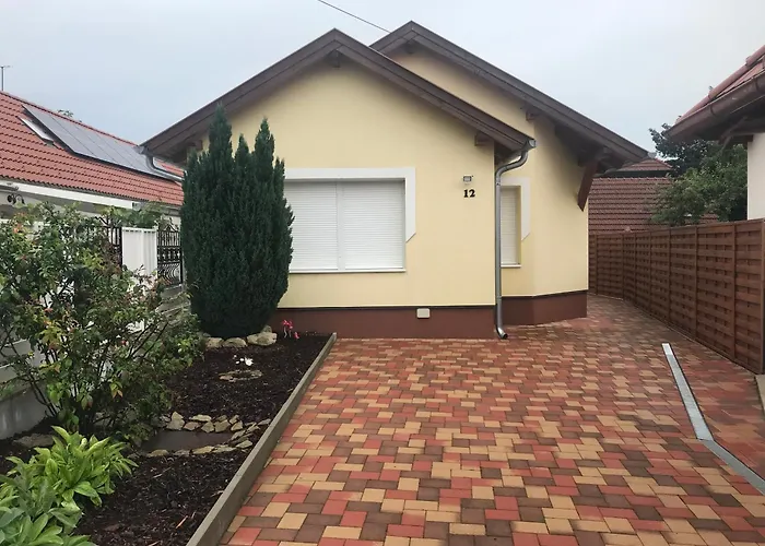 Дом отдыха Mona *